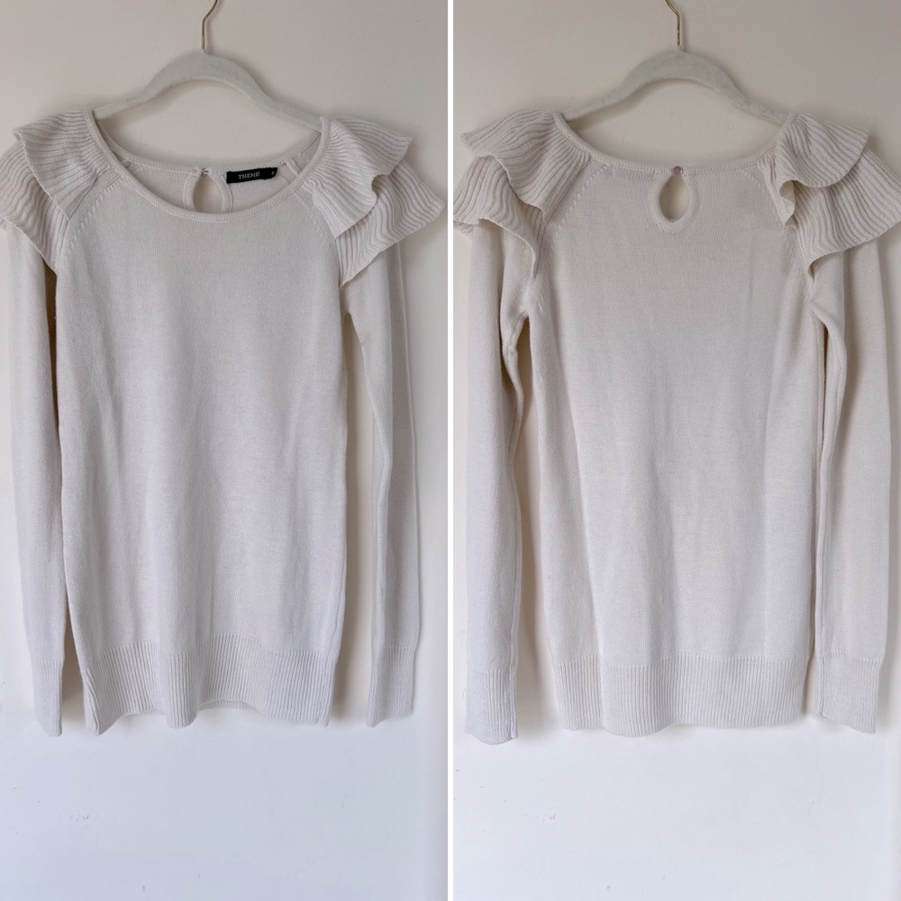 Theme ruffled sweater sz small NWOT